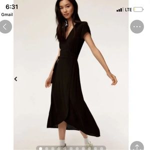 Aritzia Wilfred Free Jesse Wrap Dress